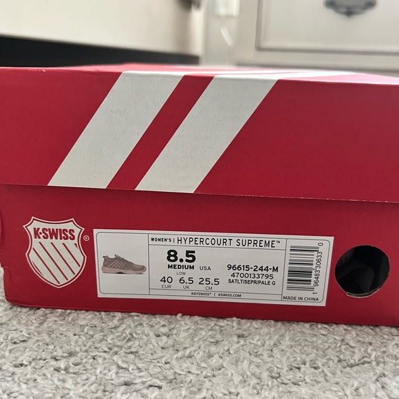 K-SWISS Women’s Hypercourt Tennis Shoe - Picture 2 of 6